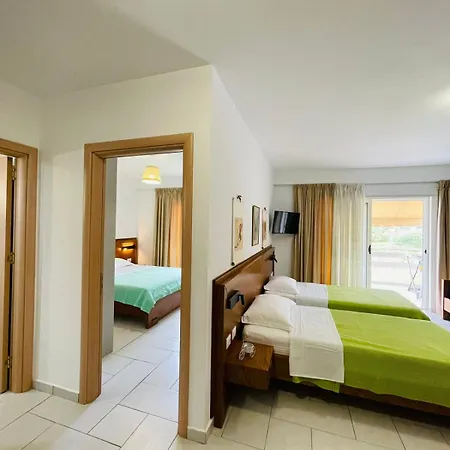 Menikos Apartments Himare Room photo