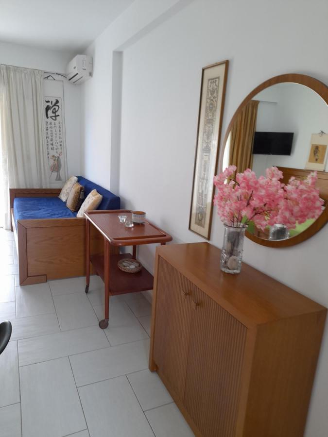 Apartment Menikos Himare