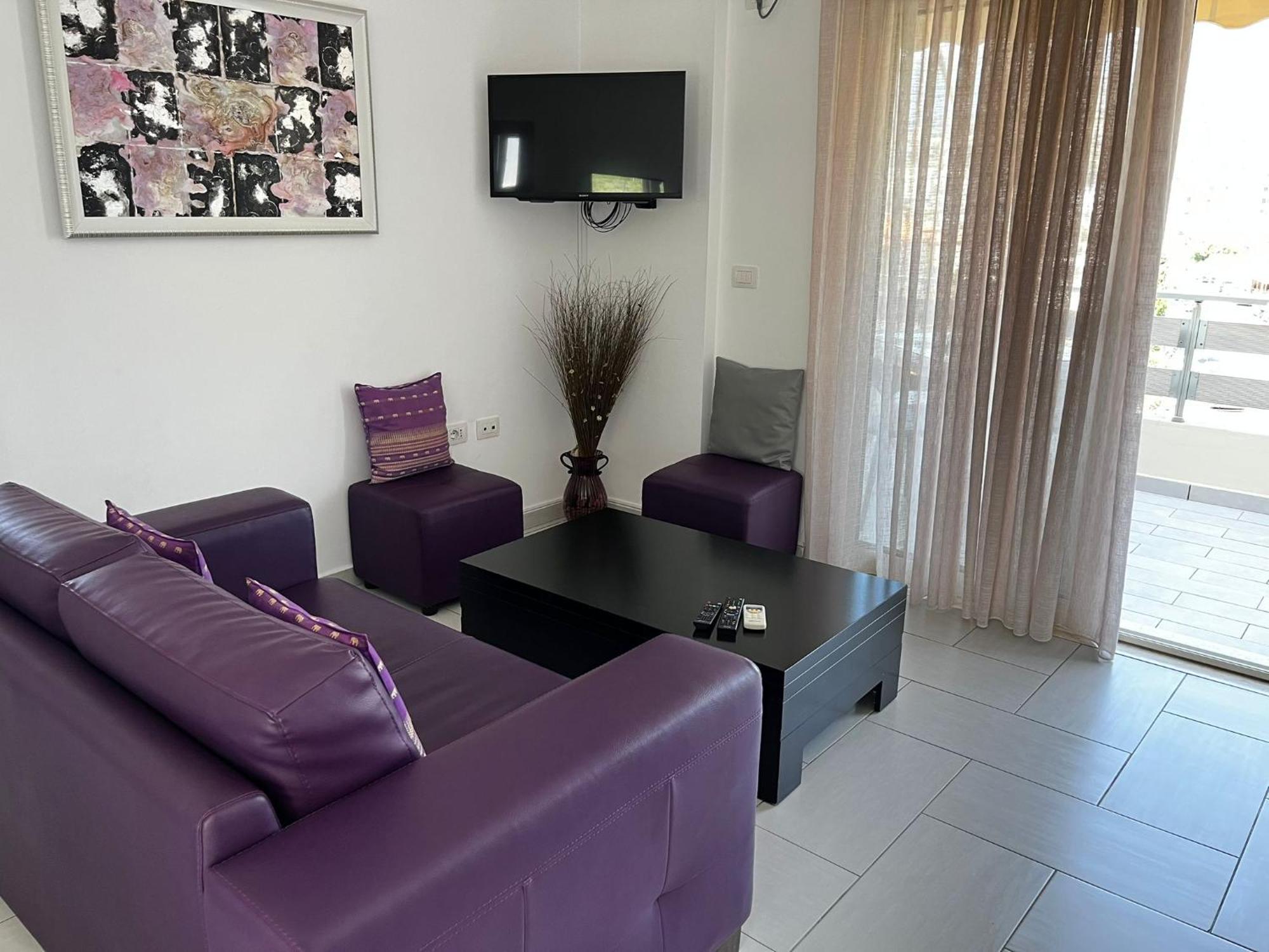 Apartment Menikos Himare