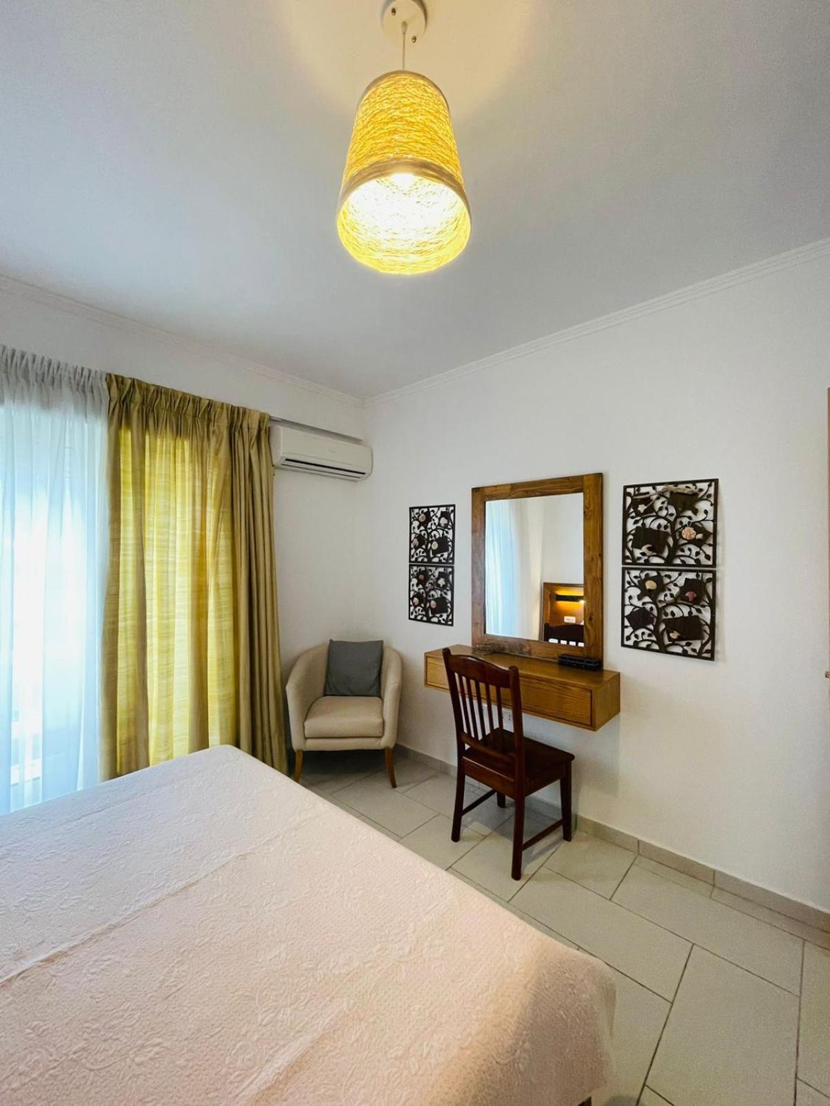 Apartment Menikos Himare