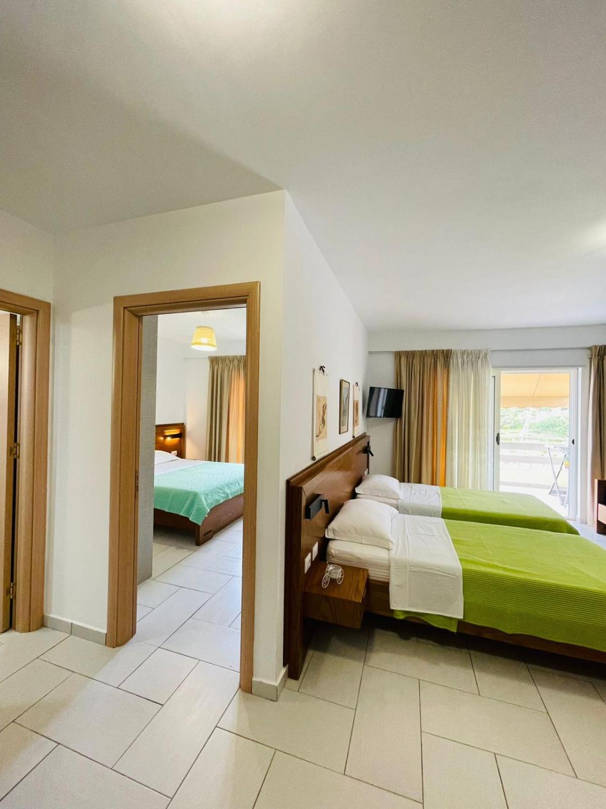 Menikos Apartment