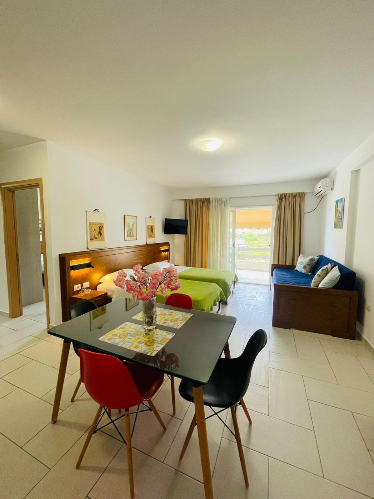 Apartment Menikos