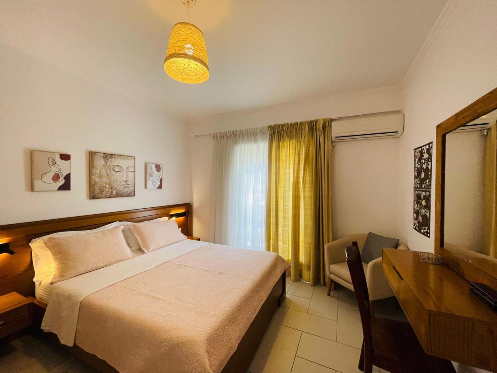 Apartment Menikos Himare